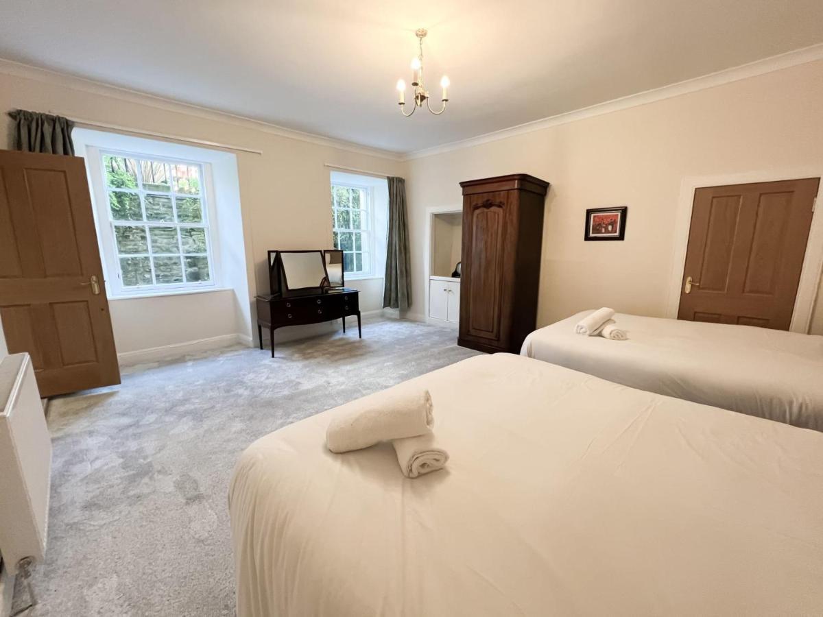 Spacious Flat Sleeps 8 Near Princes Street EDI Exterior foto